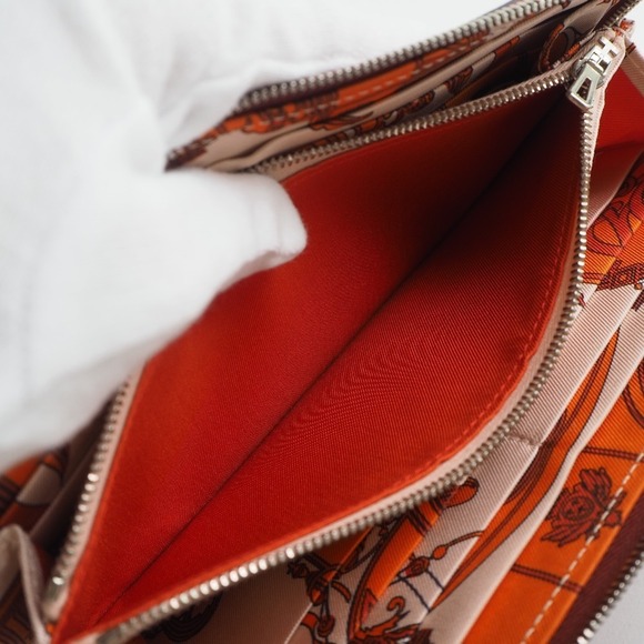 HERMES Red Wallet - Picture 9 of 12